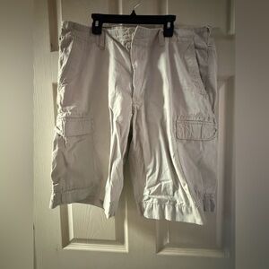 GAP Men's Light Tan Cargo Shorts